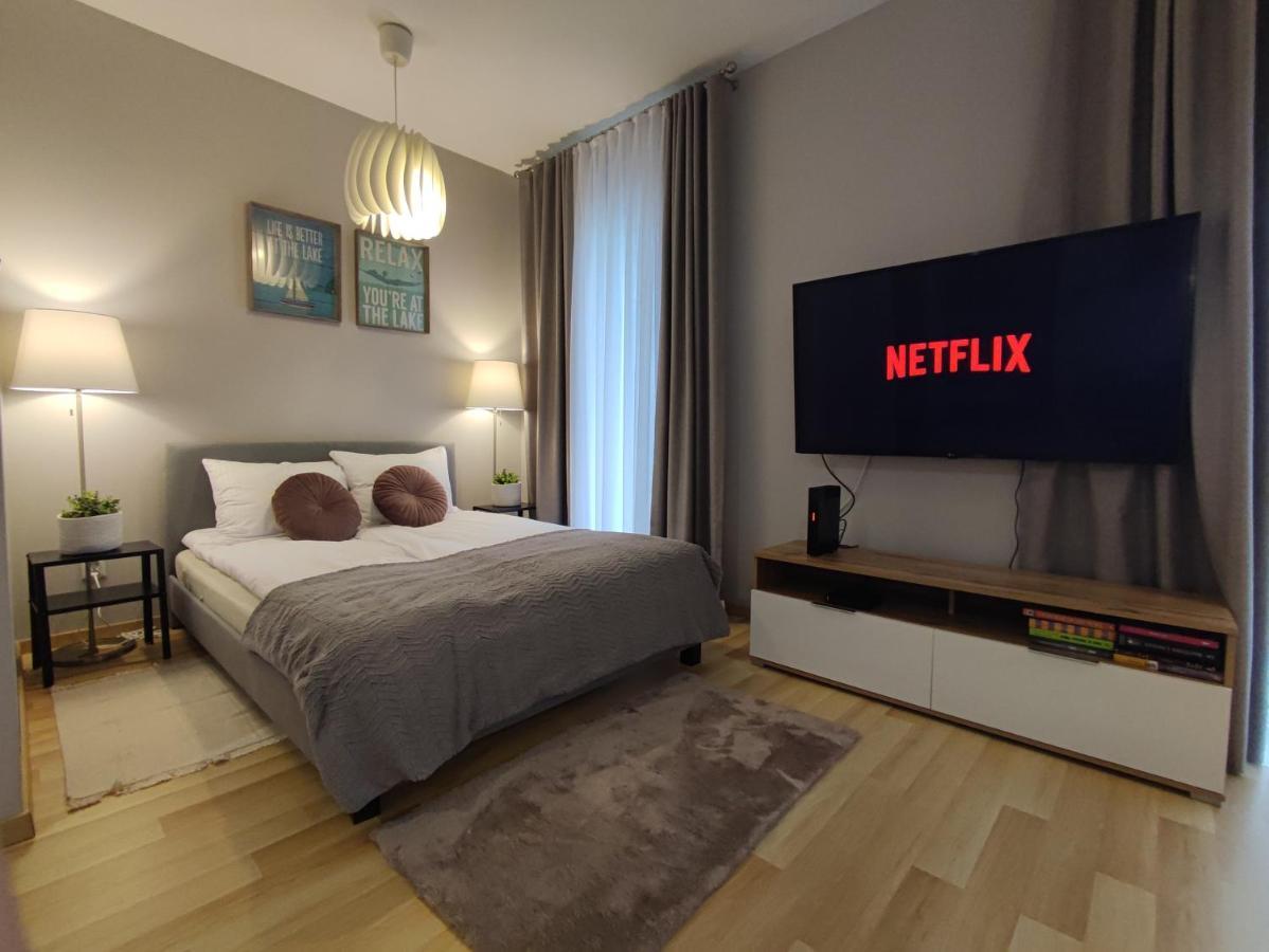 Marina Apartment - Przy Jeziorze, Taras, Tv55" Z Netflix I Prime, Parking Ilawa Esterno foto