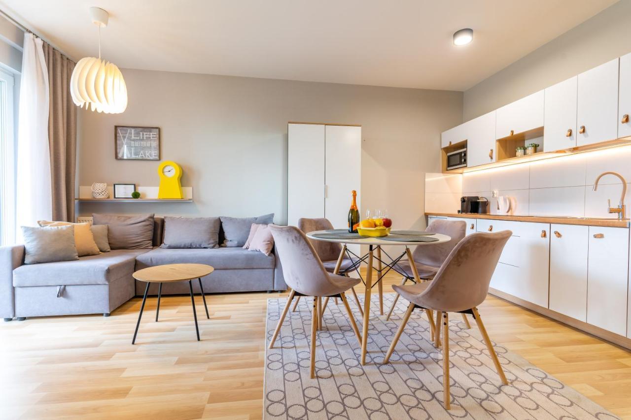Marina Apartment - Przy Jeziorze, Taras, Tv55" Z Netflix I Prime, Parking Ilawa Esterno foto