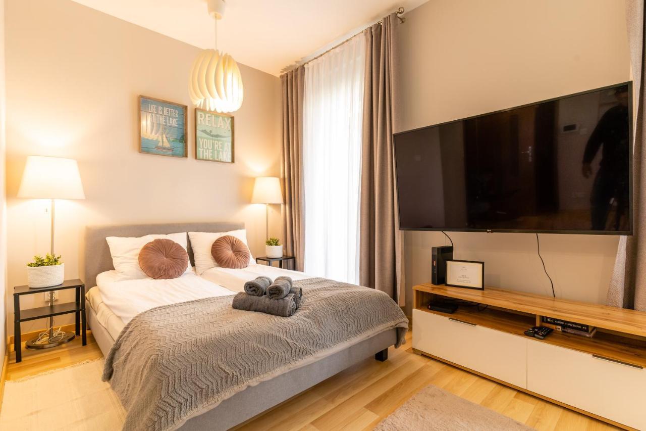 Marina Apartment - Przy Jeziorze, Taras, Tv55" Z Netflix I Prime, Parking Ilawa Esterno foto