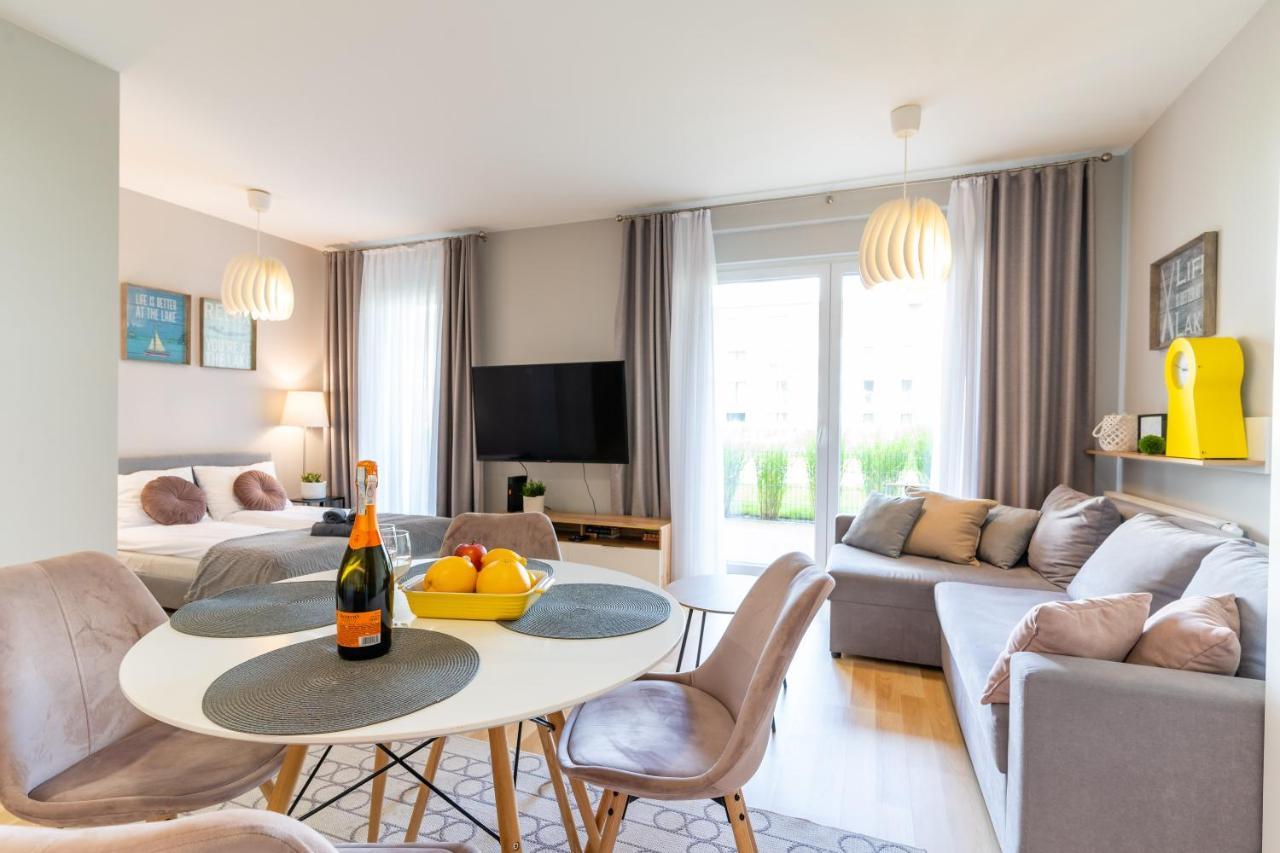 Marina Apartment - Przy Jeziorze, Taras, Tv55" Z Netflix I Prime, Parking Ilawa Esterno foto