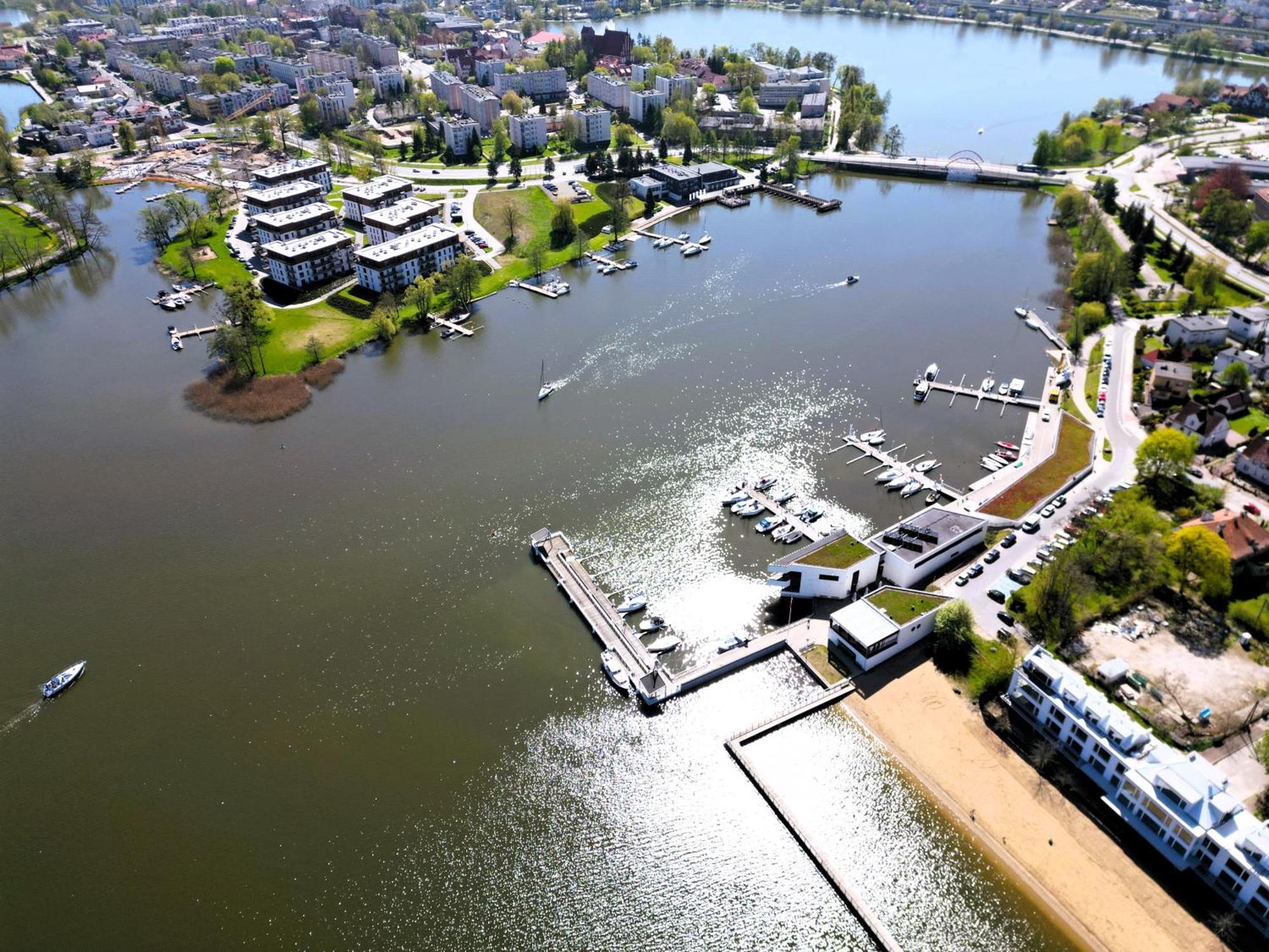 Marina Apartment - Przy Jeziorze, Taras, Tv55" Z Netflix I Prime, Parking Ilawa Esterno foto
